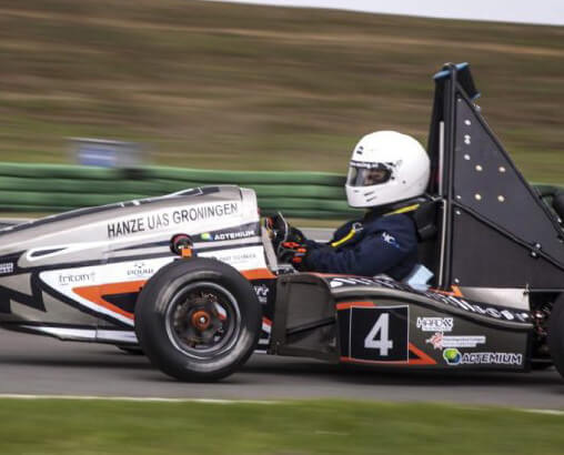 Driving Your Own Future as a Female Engineer - Hanze University