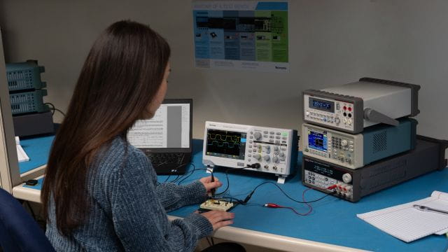 Education oscilloscope