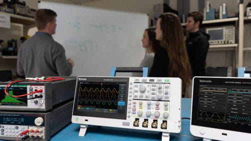 The TBS2000B oscilloscope is an affordable and powerful education oscilloscope for university labs