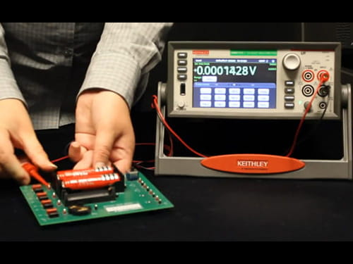 Measuring the Open Circuit Voltage of a Battery Cell with a Keithley DMM7510