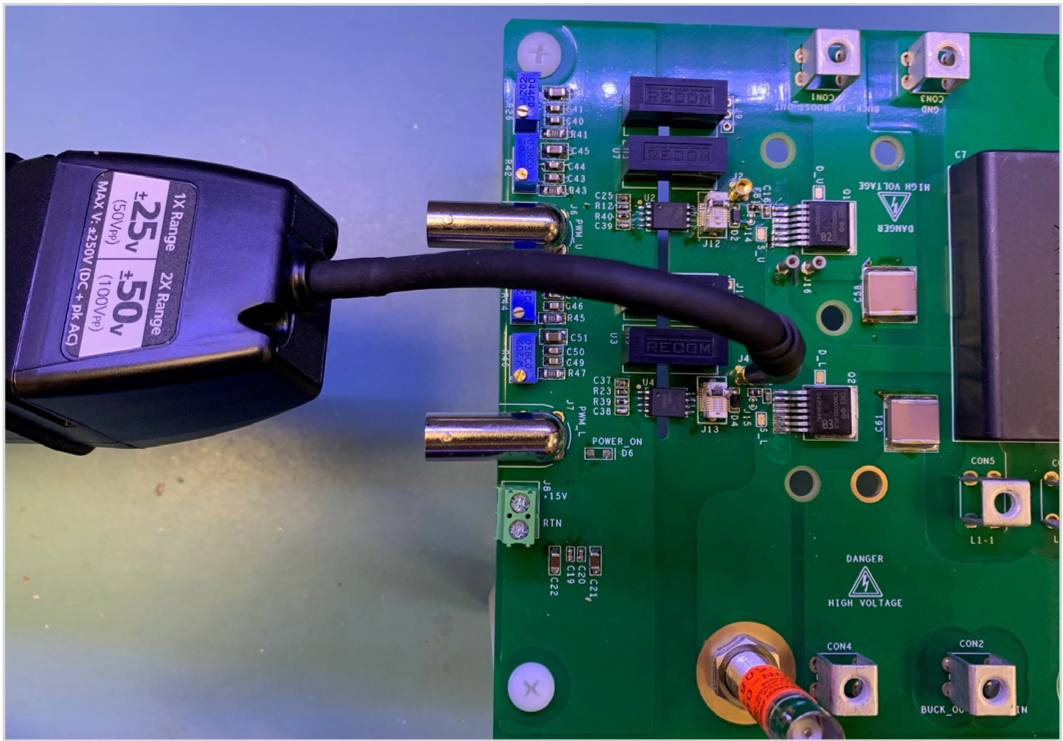 MMCX connectors - Example 2. Photo © Wolfspeed. Reprinted with permission